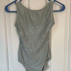 Classin Leotards green embroidered mesh size XS
